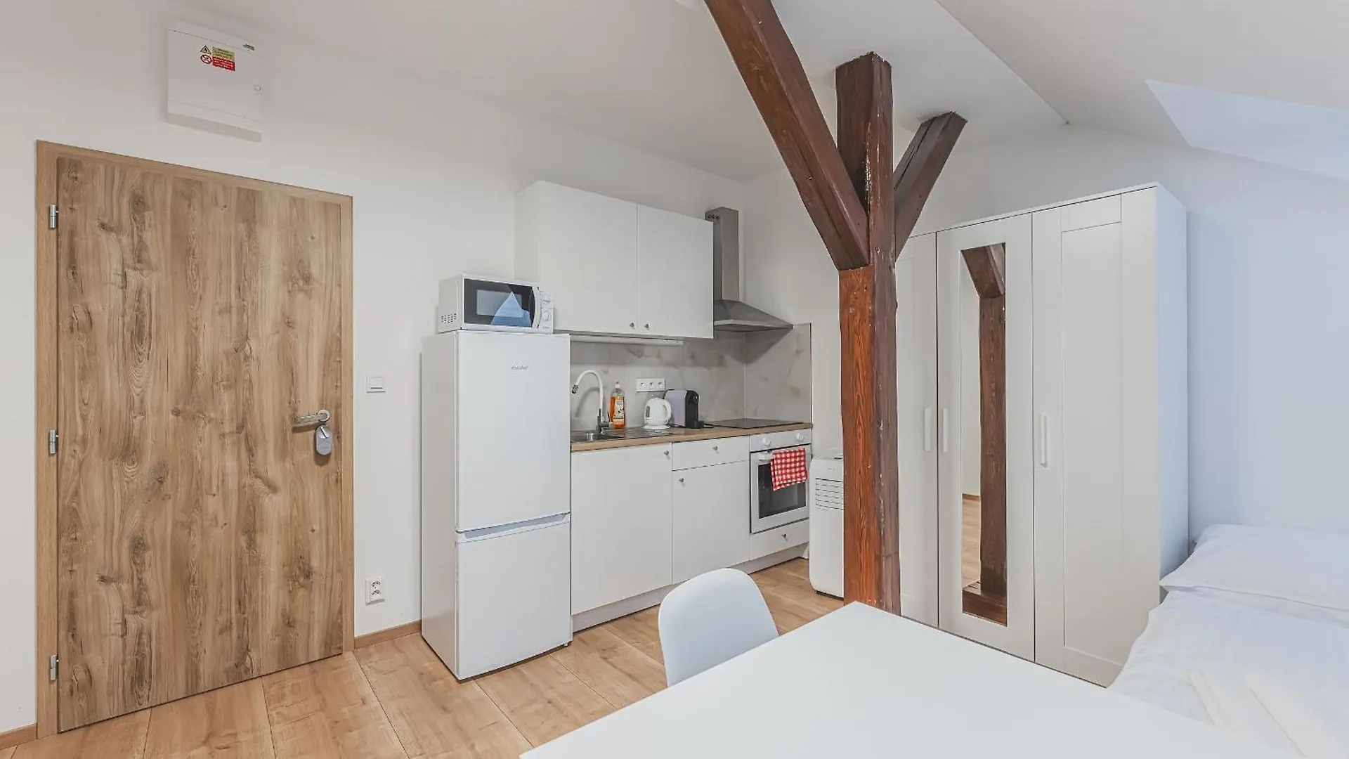 Appartamento Flat Near Prague Castle Stylish & Prime Location 3 0*,